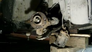 Рено Логан Разборка передней правой подвески