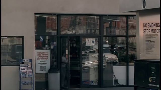 Avril Lavigne - Nobody's Home (Alternate Version) HQ