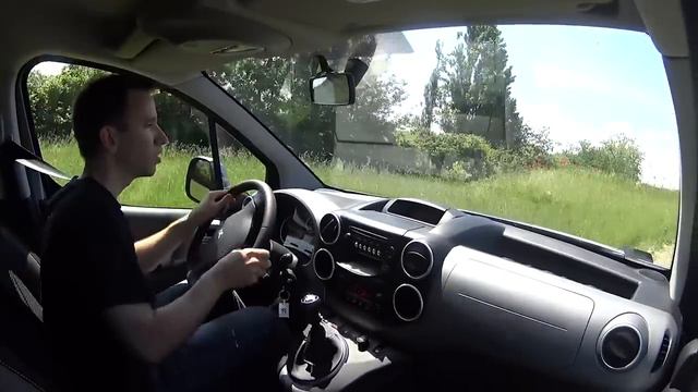 Totalcar - Volkswagen Caddy & Peugeot Partner Terepgyakorlat - HD