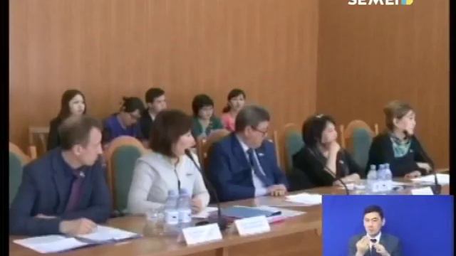 В Семее новые руководители отраслевых отделов акимата. Дневные новости (24.05.2018) смотреть онлайн