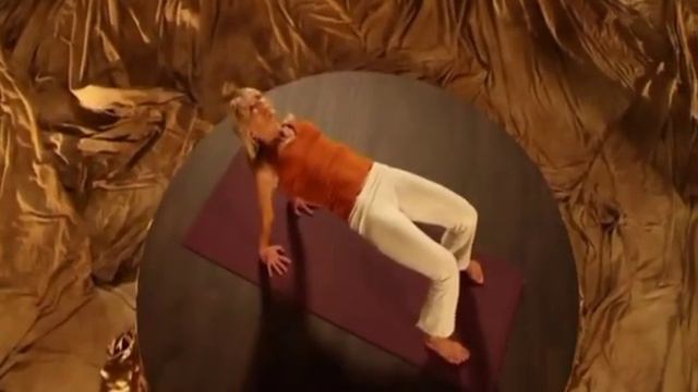 Shiva Rea AM Energy 1 - Yoga Flow смотреть онлайн