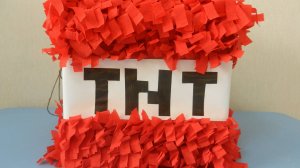 Как сделать пиньяту? Пиньята из коробки своими руками.