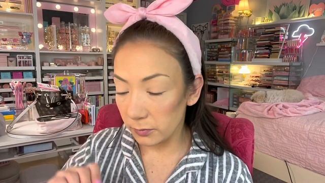 LET’S TRY LOTTIE LONDON Makeup! #lottielondon смотреть онлайн