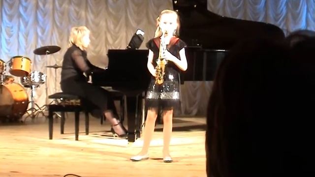 Суетина Алиса. 9 лет. Саксофон. "Cantabile" W.Hartmann. смотреть онлайн