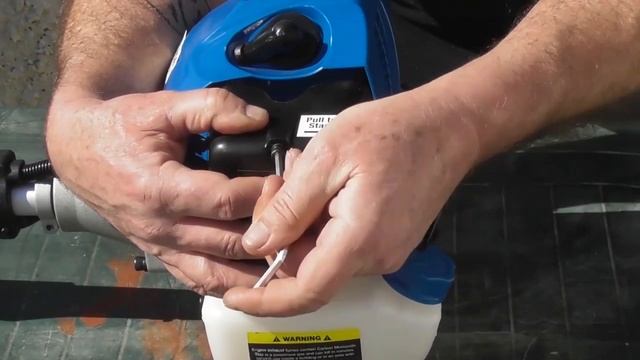 Changing The Spark Plug & Cleaning The Air Filter On The Hyundai HYMT5200X Multi-Tool смотреть онлайн