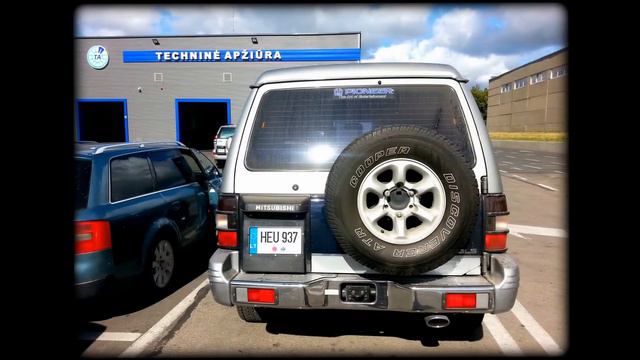 Автомобиль из Германии Mitsubishi Pajero. смотреть онлайн