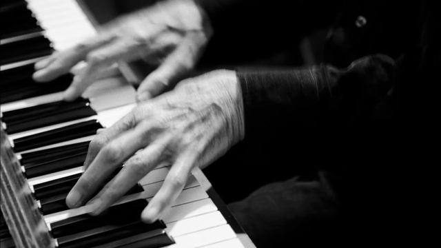 Qemgin Mahni Piano Chingiz Sadykhov