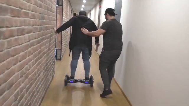 ПОДАРИЛ МАМЕ ЦВЕТЫ Justin Bieber Анжелика Кирилл Огорелков смотреть онлайн