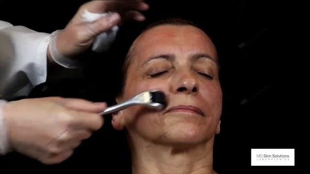 Mesoline for Face, Neck and Decolleté Dr Sabine ZENKER Dermatology, Germany смотреть онлайн