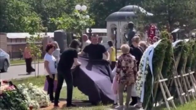 IMG_7999 смотреть онлайн