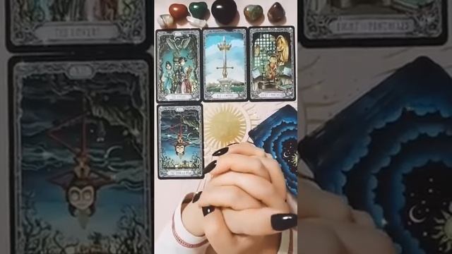 Расклад Таро - Подруга: стоит ли дружить дальше? ? The Dark Mansion Tarot Таро Темный особняк смотреть онлайн