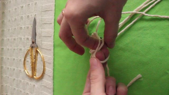 Macrame Flower By MACRAMESSAGE