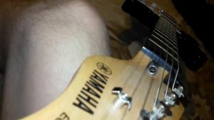 YAMAHA EG112C Обзор