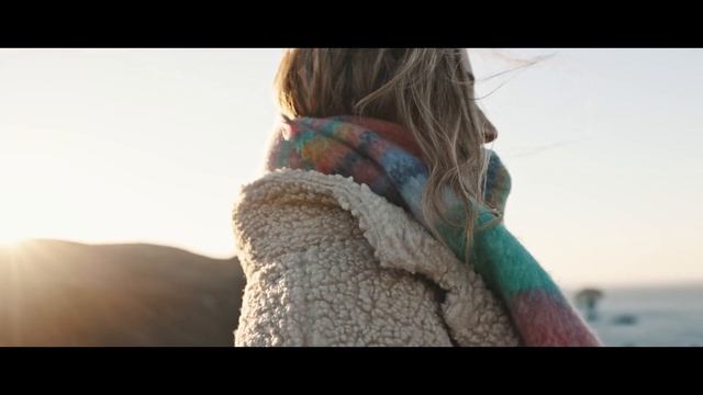 Canon R6 | RF 15-35mm 2.8 | Cinematic | 4K | Ambient Road Trip, Cozy Cabin with one lens смотреть онлайн