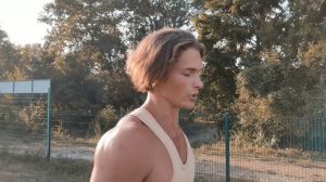 Интенсивная ТРЕНИРОВКА в стиле EMOM. . Прокачка торса на перекладине.