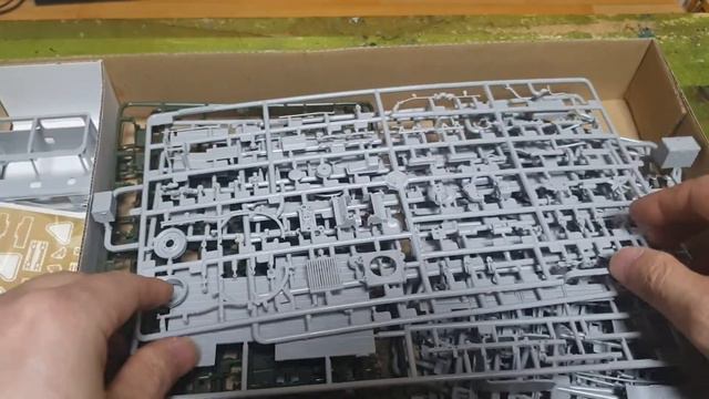 Trumpeter Russian GAZ-66 Light Truck With ZU-23-2 Part1 box open смотреть онлайн