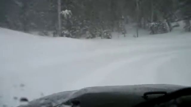 Driving a mountain road in a blizzard смотреть онлайн