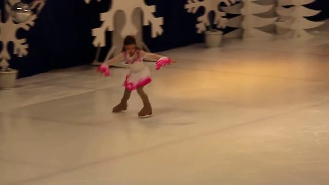 первое выступление на льду смотреть онлайн