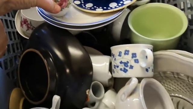 Коробки на барахолке в Германии, что в них? Фарфор, керамика, винтаж. смотреть онлайн