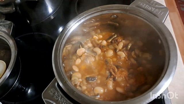 Борщ с шампиньонами и лапшой?