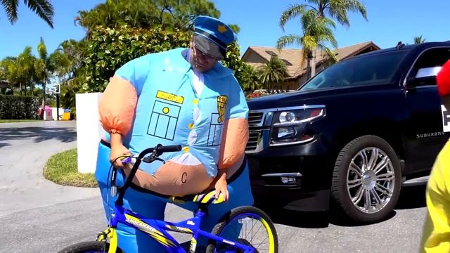 Diana y Roma dejaron pasar a la abuela - una historia sobre un policía смотреть онлайн