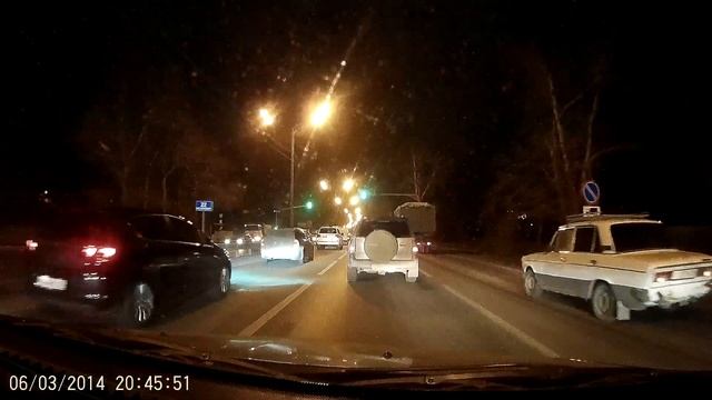 Экшен камера SJ4000: ночная запись в машине смотреть онлайн