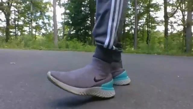 Nike Rise React Flyknit Review and Giveaway!!!! смотреть онлайн