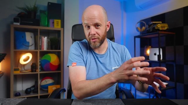 Which M2 MacBook Air? | 8GB, 16GB, or 24GB? | Mark Ellis Reviews смотреть онлайн