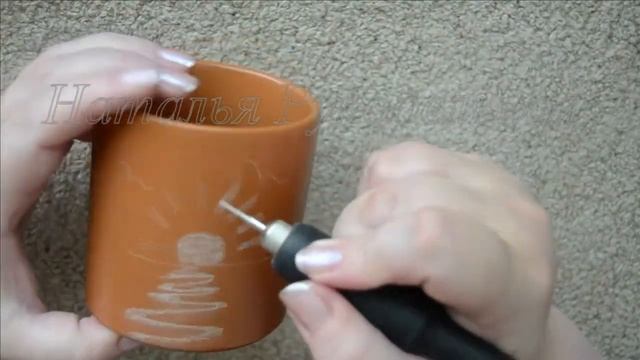 Взяла обычную кружку и сделала индивидуальный подарок смотреть онлайн