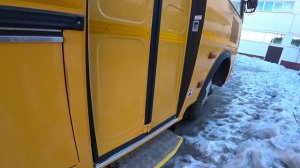 Школьный автобус ПАЗ 32053-70, пятница.