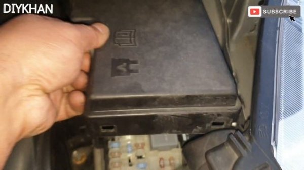 Ford Kuga Cockpit and Engine Compartment Fuse Box and Relay Location || Ford Kuga Fuse and Relay Bo