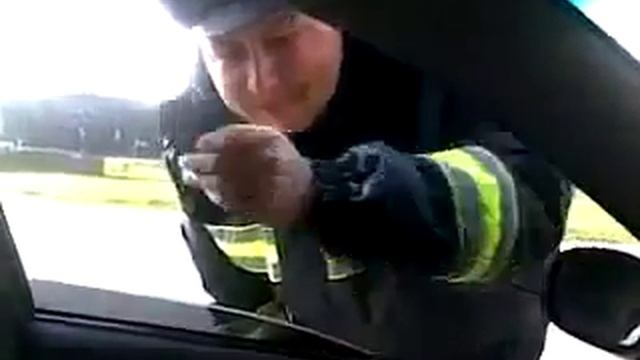 Пьяный гаишник смотреть онлайн