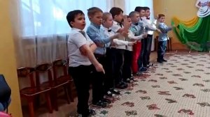 Музыкальная игра-поздравление к 8 Марта в подготовительной к школе группе