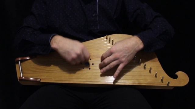 Гусли крыловидные, Фирменные МаГИ, 15струнные. Пример звучания. Gusli смотреть онлайн