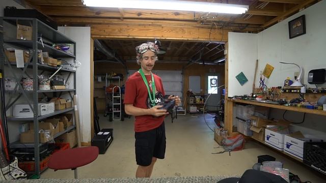 STANDING vs SITTING? | FPV Freestyle | ETHIX смотреть онлайн