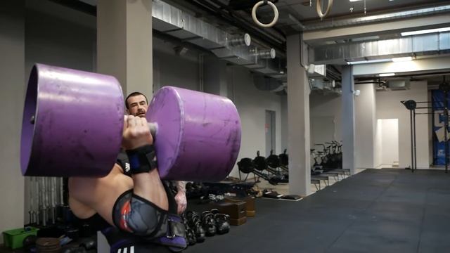 Виктор Блуд - Швунг Гантели Strongman смотреть онлайн