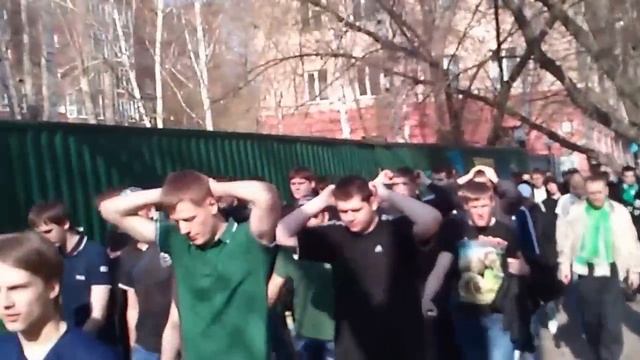 Фанатский проход перед матчем Томь - Ростов 13.05.2012 (2) смотреть онлайн