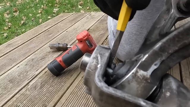 Rebuilding a Wrecked Ferrari 430 Scuderia - Part 1 смотреть онлайн