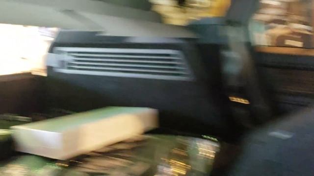 Removing Cargo Cover in Range Rover смотреть онлайн