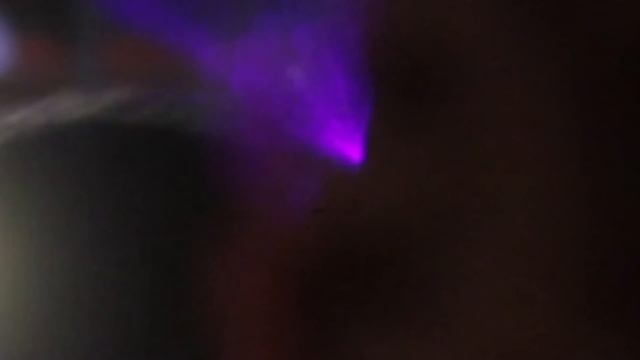 лазер прожог матрицу фотоапарата .. Laser burn camera sensor смотреть онлайн