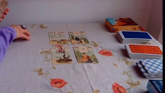 КТО МОЙ ЗЛЕЙШИЙ ВРАГ ? Расклады на картах Ленорман смотреть онлайн