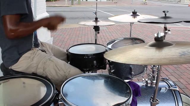 Chris Brown - Privacy Covered By Auto!!