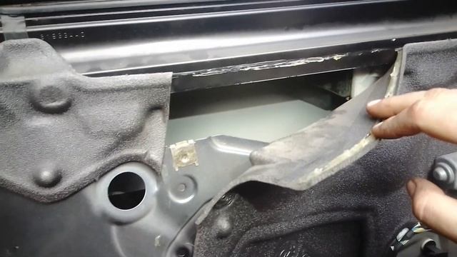 A6 C6 demontaż tapicerki drzwi oraz zamka смотреть онлайн