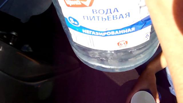 Пей сколько ХОЧЕШЬ правда или ложь ?🤪! (5 ЛИТРОВ в KFC) смотреть онлайн