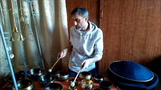 МУЗЫКА ДЛЯ МЕДИТАЦИИ. ПОЮЩИЕ ЧАШИ и Каатон. Полёты души - 15. Music for meditation. Singing Bowls 1 смотреть онлайн