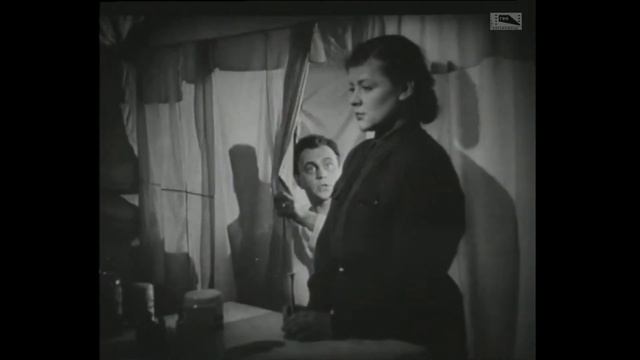 Фронтовые подруги (1941), реж. Виктор Эйсымонт смотреть онлайн