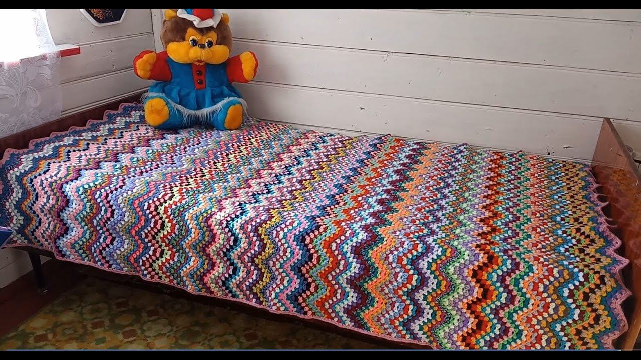 Плед крючком из остатков ниток// смотреть онлайн