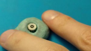 Ремонт головки часов,извлекаем обломанный вал.