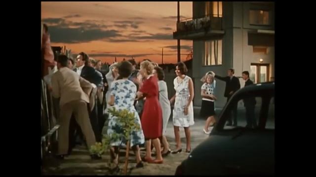 Киев, школа 64, забор. смотреть онлайн