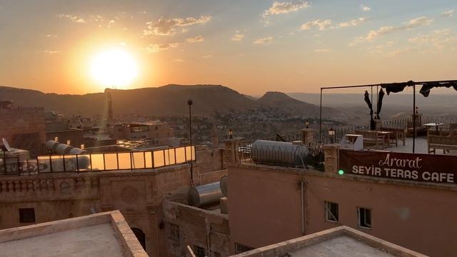 MARDIN VLOG / ПУТЕШЕСТВИЕ В МАРДИН / НЕТИПИЧНАЯ ТУРЦИЯ смотреть онлайн